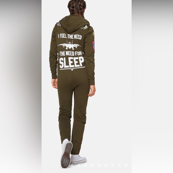 NWT, Norwegian Aviator Onesies. Green, Large. - Picture 2 of 16